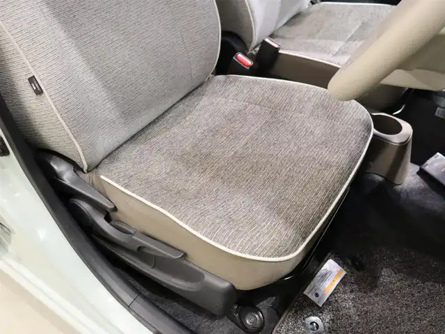 ダイハツ ミラ トコット G SA Ⅲ 静岡県 2019(平31)年 4.2万km セラミックグリーンM ワンオーナー/ナビ　フルセグテレビ/360°カメラ　/アイドリングストップ/ドアバイザー/プッシュスタート/ETC/D席+N席シートヒーター/USB