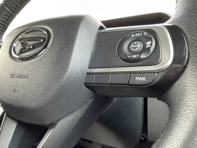 ダイハツ タント カスタム RS スタイルセレクション 静岡県 2021(令3)年 2.2万km ブラックマイカメタリック/シャイニングホワイトパール ●純正ナビ/(フルセグ/CD/DVD/Bluetooth)/(NSZN-Y71DS)/●全方位カメラ/●ブラックハーフレザーシート/●前席シートヒーター/●レーダークルーズコントロール/●レーンキープアシスト/●衝突軽減ブレーキ/●後方コーナーセンサー/●アイドリングストップ/●LEDライト/●オートライト/●フォグランプ/●革巻きステアリング/●ステアリングスイッチ/●ETC/●前方ドライブレコーダー/●フロアマット/●ドアバイザー/●電動格納ウインカーミラー/●プッシュスタート/●スマートキー/●スペアキー×1/●純正15インチアルミホイール/●W＋サイド＋カーテンSRS＋ABS/●保証書/●取扱説明書