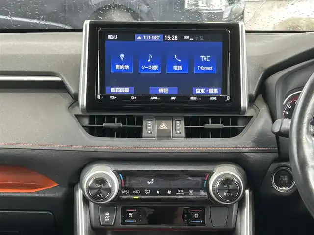 トヨタ ＲＡＶ４ アドベンチャー 広島県 2019(令1)年 6.1万km アティチュードブラックマイカ ワンオーナー/ダイナミックトルクベクタリングAWD/[4WD]/純正ナビ/[CD/DVD/フルセグTV/Bluetooth]/バックカメラ/ETC/シートヒーター/[D/N]/パワーシート/[D席]/ステアリングヒーター/衝突回避支援/レーントレーシングアシスト/オートマチックハイビーム/ブラインドスポットモニター/レーダークルーズコントロール/LEDヘッドライト/オートライト/プッシュスタート/スペアキー/フォグライト/ブレーキホールド/電動パーキングシステム/純正19AW/オートリトラミラー