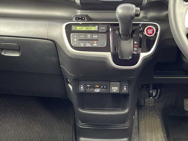 ホンダ Ｎ ＢＯＸ G Lパッケージ 新潟県 2016(平28)年 5.4万km クリスタルブラックパール 4WD/純正メモリナビ/ワンセグ/　CD/SD/Bluetooth/VXM-164CSi/バックカメラ/片側パワースライドドア/前席シートヒーター/スマートキー×２/ドライブコーダー/ヘッドライトレベライザー/横滑り防止装置/電動格納式ミラー/ETC/社外アルミ付きスタッドレス/　（積み込み５mm）
