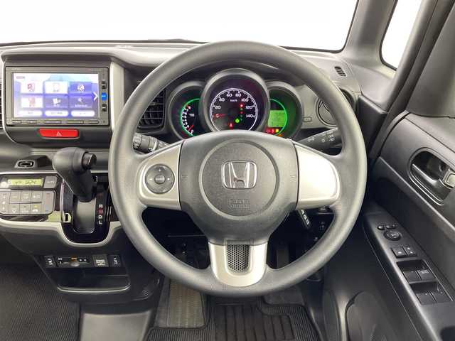 ホンダ Ｎ ＢＯＸ G Lパッケージ 新潟県 2016(平28)年 5.4万km クリスタルブラックパール 4WD/純正メモリナビ/ワンセグ/　CD/SD/Bluetooth/VXM-164CSi/バックカメラ/片側パワースライドドア/前席シートヒーター/スマートキー×２/ドライブコーダー/ヘッドライトレベライザー/横滑り防止装置/電動格納式ミラー/ETC/社外アルミ付きスタッドレス/　（積み込み５mm）
