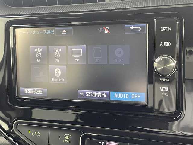 トヨタ アクア S 大阪府 2017(平29)年 2.8万km スーパーホワイトⅡ 純正ナビ(フルセグ/DVD再生/Bluetooth) バックカメラ ETC 衝突軽減 トヨタセーフティセンス アイドリングストップ スマートキー プッシュスタート ドラレコ ワンオーナー