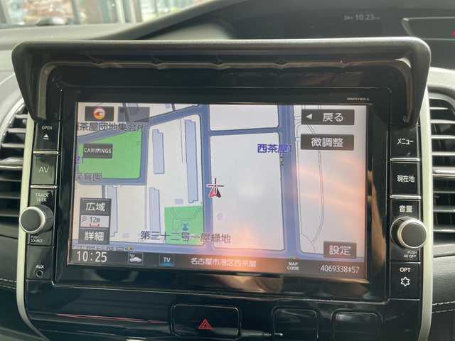 日産 セレナ ハイウェイスター プロパイロットED 愛知県 2017(平29)年 4.9万km マルーンレッド 2トーン プロパイロット/純正9型ナビ/フリップダウンモニター/両側パワースライドドア/クルーズコントロール/バックカメラ/コーナーセンサー/純正アルミホイール/LEDヘッドライト/オートライト/ドライブレコーダー/ETC/イージーオープン機能/衝突軽減システム/フルセグ/CD DVD/ステアリングスイッチ/スマートキー/プッシュスタート
