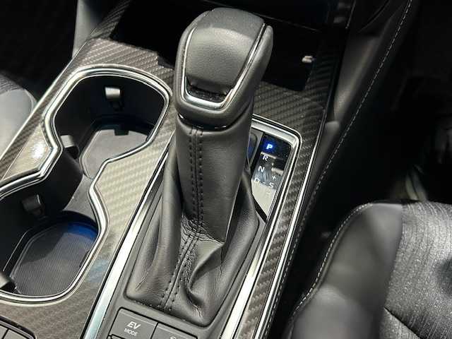 トヨタ クラウン ハイブリッド RS 宮城県 2021(令3)年 4.8万km プレシャスホワイトパール トヨタセーフティセンス/・プリクラッシュセーフティ/・レーントレーシングアシスト/・レーダークルーズコントロール/・ロードサインアシスト/・アダプティブハイビームシステム/ブラインドスポットモニター/インテリジェントクリアランスソナー/リヤクロストラフィックアラート/パーキングサポートブレーキ/純正ナビ/・バックカメラ/・Bluetooth/CD/・フルセグTV/・USB入力端子/前後コーナーセンサー/オートブレーキホールド/電子パーキング/MTモード付きAT/ビルトインETC2.0/前後ドライブレコーダー/ステアリングヒーター/ハーフレザーシート/シートヒーター（運転席/助手席）/パワーシート（運転席/助手席）/LEDヘッドライト/オートライト/フォグランプ/純正アルミホイール/純正フロアマット