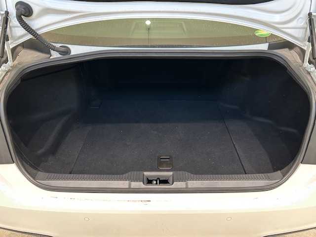 トヨタ クラウン ハイブリッド RS 宮城県 2021(令3)年 4.8万km プレシャスホワイトパール トヨタセーフティセンス/・プリクラッシュセーフティ/・レーントレーシングアシスト/・レーダークルーズコントロール/・ロードサインアシスト/・アダプティブハイビームシステム/ブラインドスポットモニター/インテリジェントクリアランスソナー/リヤクロストラフィックアラート/パーキングサポートブレーキ/純正ナビ/・バックカメラ/・Bluetooth/CD/・フルセグTV/・USB入力端子/前後コーナーセンサー/オートブレーキホールド/電子パーキング/MTモード付きAT/ビルトインETC2.0/前後ドライブレコーダー/ステアリングヒーター/ハーフレザーシート/シートヒーター（運転席/助手席）/パワーシート（運転席/助手席）/LEDヘッドライト/オートライト/フォグランプ/純正アルミホイール/純正フロアマット