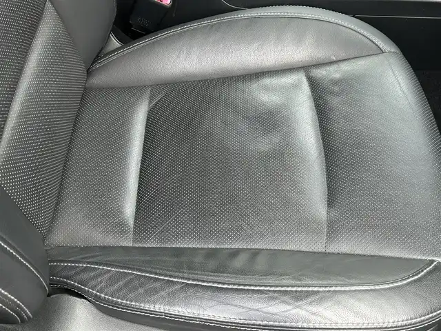 スバル アウトバック ベース 道東・釧路十勝 2018(平30)年 3.2万km クリスタルホワイトP ワンオーナー/ディーラーオプションDAIATONESOUNDNAVI・フルセグ・DVD・CD・SD・MSV・USB・Bluetooth/ナビ連動ビルトインETC2.0/アイサイトVer3/フロントカメラ/サイドカメラ/バックカメラ/革巻ステアリング/パドルシフト/レーダークルーズコントロール/ハンドルヒーター/BSM/充電用USB×4/X-MODE/黒革シート/前席パワーシート（運転席2メモリ）/全席シートヒーター/LEDヘッドライト/フォグランプ/純正17インチアルミ/フットランプ/トノカバー/新車時保証書/取扱説明書/スマートキー×3