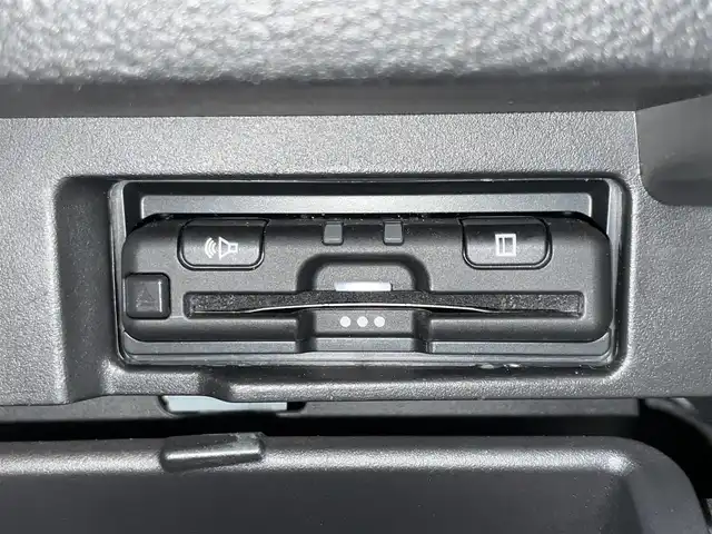 日産 セレナ e－パワー ハイウェイスター V 大阪府 2020(令2)年 6.9万km ダークメタルグレー プロパイロット　純正ナビ　全周囲カメラ　Bluetooth　フルセグTV DVD再生　衝突軽減ブレーキ　レーンキープアシスト　ETC 両側パワースライドドア　ドライブレコーダー　BSM オートライト　LEDヘッドライト　スマートキー