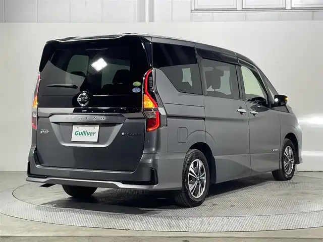 日産 セレナ e－パワー ハイウェイスター V 大阪府 2020(令2)年 6.9万km ダークメタルグレー プロパイロット　純正ナビ　全周囲カメラ　Bluetooth　フルセグTV DVD再生　衝突軽減ブレーキ　レーンキープアシスト　ETC 両側パワースライドドア　ドライブレコーダー　BSM オートライト　LEDヘッドライト　スマートキー