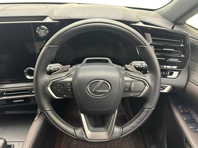 レクサス ＲＸ 350h バージョンL 兵庫県 2024(令6)年 0.9万km ソニッククロム ・純正メモリナビ/・全方位カメラ/・前後ドライブレコーダー/・ビルドインETC2.0/・全席シートヒーター/・全席シートエアコン/・デジタルインナーミラー/・ハンドルヒーター/・全席メモリー付きパワーシート/・レザーシート/・パドルシフト/・パワーバックドア/・ヘッドアップディスプレイ/・プリクラッシュセーフティ/・レーンディパーチャーアラート/・レーンチェンジアシスト/・プロアクティブドライビングアシスト/・クリアランスソナー/・BSM/・電子パーキングブレーキ/・オートホールド/・オートライト/・オートマチックハイビーム/・LEDヘッドライト/・LEDフォグランプ