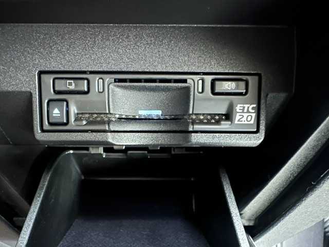 レクサス ＲＸ 350h バージョンL 兵庫県 2024(令6)年 0.9万km ソニッククロム ・純正メモリナビ/・全方位カメラ/・前後ドライブレコーダー/・ビルドインETC2.0/・全席シートヒーター/・全席シートエアコン/・デジタルインナーミラー/・ハンドルヒーター/・全席メモリー付きパワーシート/・レザーシート/・パドルシフト/・パワーバックドア/・ヘッドアップディスプレイ/・プリクラッシュセーフティ/・レーンディパーチャーアラート/・レーンチェンジアシスト/・プロアクティブドライビングアシスト/・クリアランスソナー/・BSM/・電子パーキングブレーキ/・オートホールド/・オートライト/・オートマチックハイビーム/・LEDヘッドライト/・LEDフォグランプ