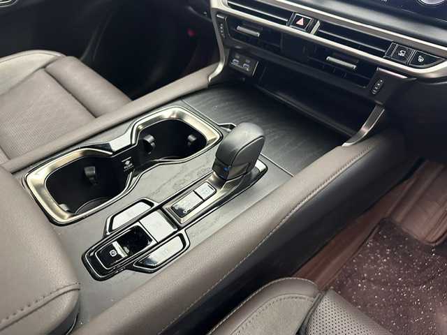 レクサス ＲＸ 350h バージョンL 兵庫県 2024(令6)年 0.9万km ソニッククロム ・純正メモリナビ/・全方位カメラ/・前後ドライブレコーダー/・ビルドインETC2.0/・全席シートヒーター/・全席シートエアコン/・デジタルインナーミラー/・ハンドルヒーター/・全席メモリー付きパワーシート/・レザーシート/・パドルシフト/・パワーバックドア/・ヘッドアップディスプレイ/・プリクラッシュセーフティ/・レーンディパーチャーアラート/・レーンチェンジアシスト/・プロアクティブドライビングアシスト/・クリアランスソナー/・BSM/・電子パーキングブレーキ/・オートホールド/・オートライト/・オートマチックハイビーム/・LEDヘッドライト/・LEDフォグランプ