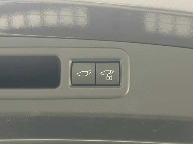 レクサス ＲＸ 350h バージョンL 兵庫県 2024(令6)年 0.9万km ソニッククロム ・純正メモリナビ/・全方位カメラ/・前後ドライブレコーダー/・ビルドインETC2.0/・全席シートヒーター/・全席シートエアコン/・デジタルインナーミラー/・ハンドルヒーター/・全席メモリー付きパワーシート/・レザーシート/・パドルシフト/・パワーバックドア/・ヘッドアップディスプレイ/・プリクラッシュセーフティ/・レーンディパーチャーアラート/・レーンチェンジアシスト/・プロアクティブドライビングアシスト/・クリアランスソナー/・BSM/・電子パーキングブレーキ/・オートホールド/・オートライト/・オートマチックハイビーム/・LEDヘッドライト/・LEDフォグランプ