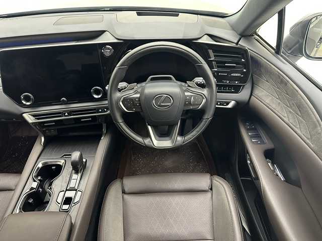 レクサス ＲＸ 350h バージョンL 兵庫県 2024(令6)年 0.9万km ソニッククロム ・純正メモリナビ/・全方位カメラ/・前後ドライブレコーダー/・ビルドインETC2.0/・全席シートヒーター/・全席シートエアコン/・デジタルインナーミラー/・ハンドルヒーター/・全席メモリー付きパワーシート/・レザーシート/・パドルシフト/・パワーバックドア/・ヘッドアップディスプレイ/・プリクラッシュセーフティ/・レーンディパーチャーアラート/・レーンチェンジアシスト/・プロアクティブドライビングアシスト/・クリアランスソナー/・BSM/・電子パーキングブレーキ/・オートホールド/・オートライト/・オートマチックハイビーム/・LEDヘッドライト/・LEDフォグランプ