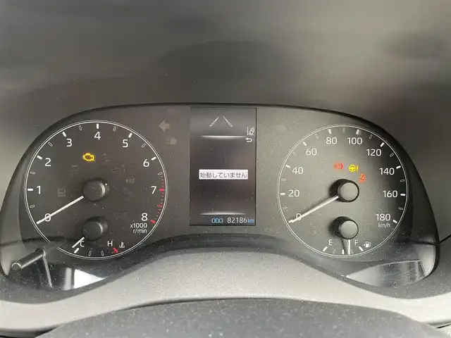 トヨタ ヤリス X 埼玉県 2021(令3)年 8.3万km シルバーM ・ディーラー点検記録R4:5:6:7年/・ワンオーナー/・6MT/・純正ディスプレイオーディオ/BT/・ドライブレコーダー/・ETC/・レーダークルーズコントロール/・プリクラッシュ/・LTA/・PCS/・RSA/・オートハイビーム/・オートライト/・LEDフォグランプ/・純正フロアマット/・社外15インチアルミ/（ダンロップタイヤ付き）/・キーレスキー/・スペアキー/・衝突軽減/・横滑り防止/・保証書/・取説/・スペアキー