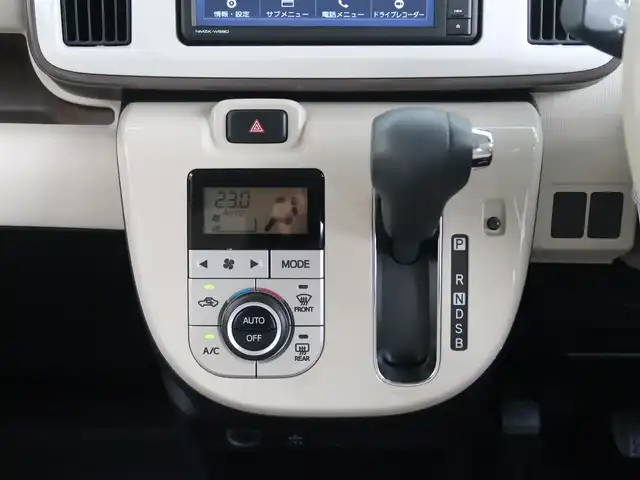 ダイハツ ムーヴ キャンバス X メイクアップ リミテッド SAⅢ 石川県 2019(令1)年 6.8万km パールホワイトⅢ/ナチュラルベージュマイカメタリック 2トーン 4WD/スマートアシスト/スマートキー/プッシュスタート/ステアリングスイッチ/オートライト/フロントドレイブレコーダー/電動格納ミラー/アイドリングストップ/パノラマビューモニター/オートハイビーム