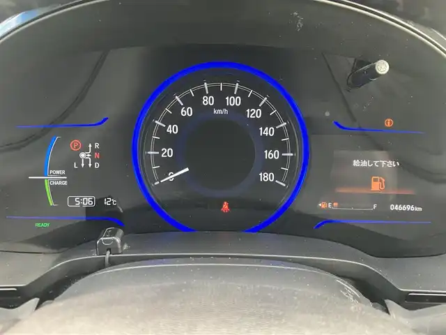 ホンダ シャトル ハイブリッド Z スタイルエディション 道南・函館 2016(平28)年 4.7万km ティンテッドシルバーM /純正ナビ//フルセグTV//バックカメラ//ドライブレコーダー//寒冷地仕様//シートヒーター//衝突軽減ブレーキ//ETC//クルーズコントロール//オートライト//LEDヘッドライト//ハーフレザーシート