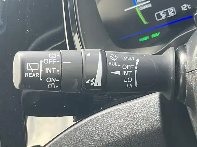 ホンダ シャトル ハイブリッド Z スタイルエディション 道南・函館 2016(平28)年 4.7万km ティンテッドシルバーM /純正ナビ//フルセグTV//バックカメラ//ドライブレコーダー//寒冷地仕様//シートヒーター//衝突軽減ブレーキ//ETC//クルーズコントロール//オートライト//LEDヘッドライト//ハーフレザーシート