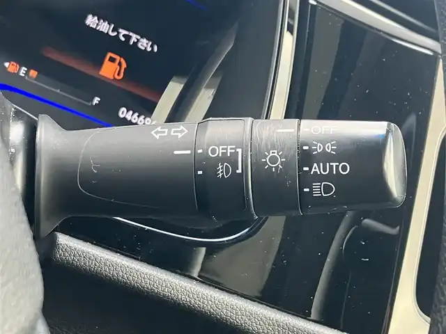 ホンダ シャトル ハイブリッド Z スタイルエディション 道南・函館 2016(平28)年 4.7万km ティンテッドシルバーM /純正ナビ//フルセグTV//バックカメラ//ドライブレコーダー//寒冷地仕様//シートヒーター//衝突軽減ブレーキ//ETC//クルーズコントロール//オートライト//LEDヘッドライト//ハーフレザーシート