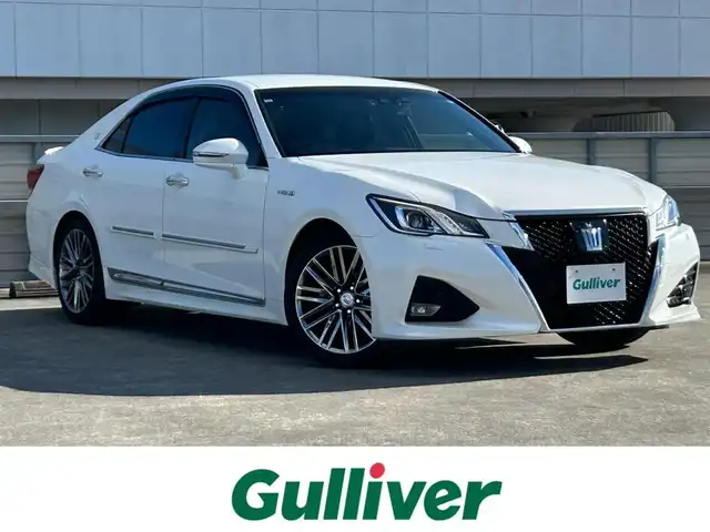 トヨタ クラウン ハイブリッド アスリートG 静岡県 2016(平28)年 5.3万km ホワイトパールクリスタルシャイン トヨタセーフティーセンス/・プリクラッシュセーフティシステム/・レーンディパーチャーアラート/・アダプティブハイビームシステム/・オートマチックハイビーム/・レーダークルーズコントロール/純正8インチナビ/FM/AM/CD/DVD/Bluetooth/フルセグTV/クルーズコントロール/ビルトインETC/バックカメラ/ドライブレコーダー/レザーシート/前席シートヒーター/前席エアシート/純正フロアマット/純正18AW