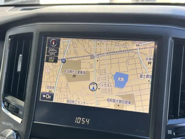 トヨタ クラウン ハイブリッド アスリートG 静岡県 2016(平28)年 5.3万km ホワイトパールクリスタルシャイン トヨタセーフティーセンス/・プリクラッシュセーフティシステム/・レーンディパーチャーアラート/・アダプティブハイビームシステム/・オートマチックハイビーム/・レーダークルーズコントロール/純正8インチナビ/FM/AM/CD/DVD/Bluetooth/フルセグTV/クルーズコントロール/ビルトインETC/バックカメラ/ドライブレコーダー/レザーシート/前席シートヒーター/前席エアシート/純正フロアマット/純正18AW