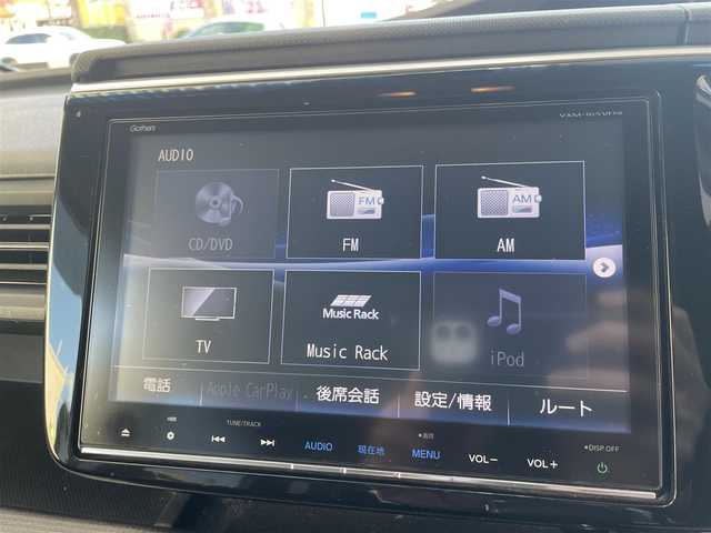 ホンダ ステップワゴン スパーダ ホンダセンシング 福岡県 2016(平28)年 12.3万km ホワイトオーキッドパール ワンオーナー/純正ナビ/（AM/FM/CD/DVD/SD/Bluetooth/ミュージックボックス/フルセグTV）/フリップダウンモニター/両側パワースライドドア/ドライブレコーダー/横滑り防止/衝突軽減/レーンキープ/パーキングアシスト/クルーズコントロール追従あり/ビルドインETC/アイドリングストップ/プッシュスタート/純正フロアマット/純正アルミホイール/オートライト/フォグランプ/電格ミラー/ECOモード/スペアキー×1/保証書/取扱説明書