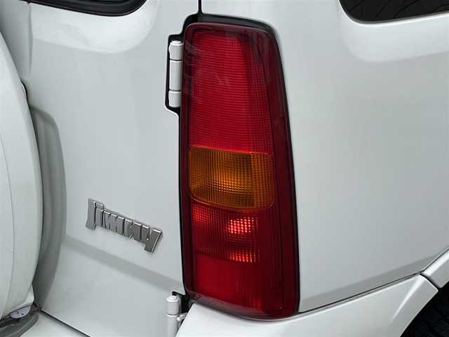 スズキ ジムニー ランドベンチャー 岩手県 2007(平19)年 4.7万km パールホワイト 禁煙車/4WD（切替）/5MT/シートヒーター/ルーフレール/カロッツェリア1DINオーディオ/→CD/FM/AM/パワーウィンドウ/〇純正フロアマット/〇ドアバイザー/夏タイヤAW車載/フォグライト