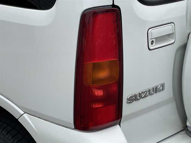 スズキ ジムニー ランドベンチャー 岩手県 2007(平19)年 4.7万km パールホワイト 禁煙車/4WD（切替）/5MT/シートヒーター/ルーフレール/カロッツェリア1DINオーディオ/→CD/FM/AM/パワーウィンドウ/〇純正フロアマット/〇ドアバイザー/夏タイヤAW車載/フォグライト