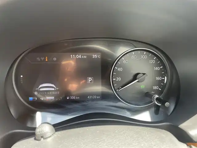 日産 キックス X ツートーンインテリアED 熊本県 2020(令2)年 4.4万km プレミアムホライズンオレンジ/ピュアブラック 2トーン 純正SDナビ/・AM/FM/CD/DVD/BT/ipod/DTV/・車外カメラ（全方位）/プロパイロット/SOSコール/エマージェンシーブレーキ/車線逸脱防止/踏み間違い衝突防止アシスト/ドライバーアテンションアラート/革巻ステアリング/ステアリングスイッチ/ステアリングヒーター/ヘッドライトレベライザー/電格・ウィンカーミラー/オートブレーキホールド/電動サイドブレーキ/フォグライト/トノカバー/インテリジェントルームミラー