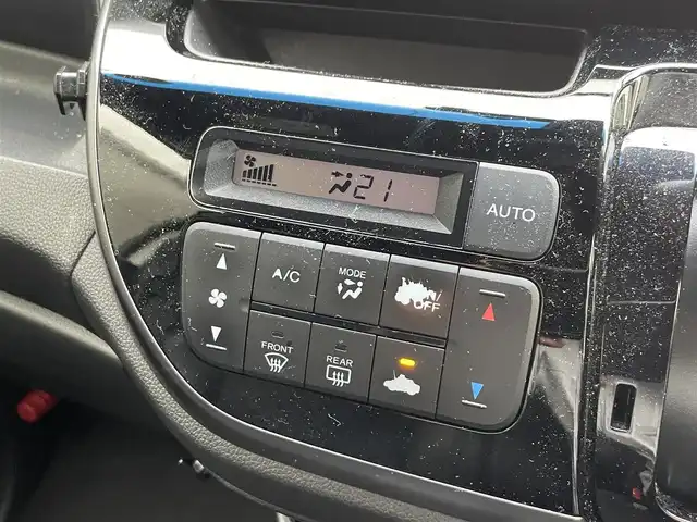 ホンダ Ｎ ＷＧＮ カスタム G ターボパッケージ 滋賀県 2017(平29)年 13.3万km プレミアムホワイトパールⅡ 禁煙車/純正ナビ/【フルセグＴＶ/Bluetooth/CD/DVD】/ドライブレコーダー/ビルトインＥＴＣ/シティブレーキアクティブシステム/カーテンエアバッグ/クルーズコントロール/ハーフレザーシート/ＨＩＤライト/オートライト/革巻きステアリング/ステアリングスイッチ/電動格納ミラー/パドルシフト/純正アルミホイール