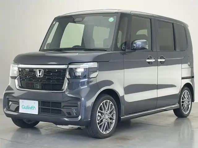 ホンダ Ｎ ＢＯＸ カスタム ターボ 愛知県 2024(令6)年 0.2万km メテオロイドグレーメタリック ホンダセンシング　両側パワースライドドア　ホンダコネクトナビ装着パッケージ　シートヒーター　電動パーキングブレーキ　衝突軽減装置　追従クルコン　黒ハーフレザー　ＬＥＤオートライト　リアシェード　禁煙車
