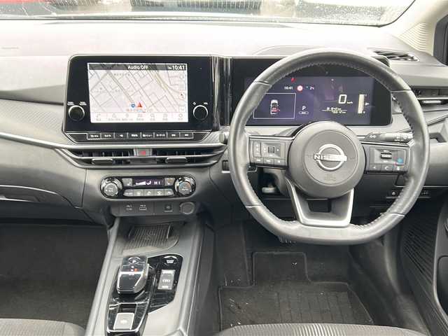 日産 ノート X FOUR 秋田県 2023(令5)年 7.7万km ダークメタルグレー ディスプレイオーディオ/AppleCarPlay/AndroidAuto/BT、TV、HDMI/バックカメラ、全方位カメラ/前後コーナーセンサー/ETC/保証書、取説/４WD