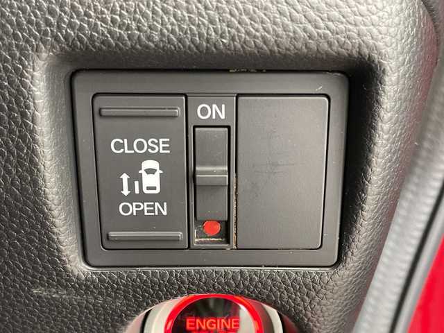 ホンダ Ｎ ＢＯＸ カスタム G L ホンダセンシング 栃木県 2020(令2)年 4.1万km ミラノレッド 純正メモリナビ/(CD/DVD/フルセグTV/Bluetooth//MSV/AUX/USB)/バックカメラ/ホンダセンシング/ビルトインETC/前後ドライブレコーダー/片側パワースライドドア/禁煙車/赤/黒２トーン/シーケンシャルウィンカー/オートライト/LEDヘッドライト/横滑り防止装置/フォグランプ/スマートキー/プッシュスタート/アイドリングストップ/ステアリングスイッチ/ウィンカーミラー/純正アルミホイール/純正フロアマット