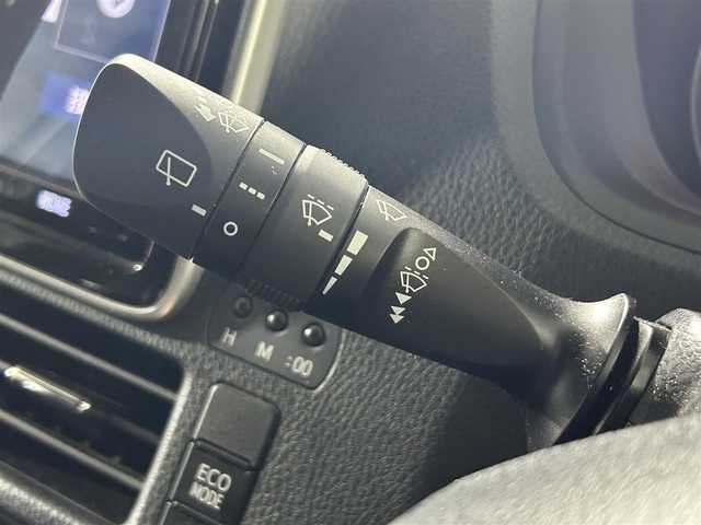 トヨタ ヴォクシー ZS 煌Ⅱ 佐賀県 2019(令1)年 2.3万km ブラック 純正9インチメモリナビゲーション/フルセグTV/DVD/Bluetooth/純正フリップダウンモニター　/クルーズコントロール/前方ドライブレコーダー/ビルトインETC/バックカメラ/両側パワースライドドア/革巻きステアリング/ステアリングリモコン/純正16インチアルミホイール/USB充電ポート2口/フロアマット/ドアバイザー/LEDヘッドライト/オートマチックハイビーム/スペアキー1本