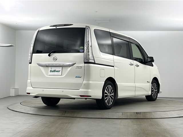 日産 セレナ ハイウェイS S HV Aセーフ 愛知県 2014(平26)年 12万km ブリリアントホワイトパール 純正ナビ/フルセグTV/DISC/FM/AM/AUX/両側パワースライドドア/後席フリップダウンモニター/全方位カメラ/ETC/アイドリングストップ/横滑り防止/レーンキープアシスト/衝突軽減ブレーキ/クルーズコントロール/ECOモード/ステアリングリモコン/100V電源/純正フロアマット/純正AW16インチ/電動格納ミラー/ウインカー付きミラー/オートライト/フォグランプ/プッシュスタート/スマートキー