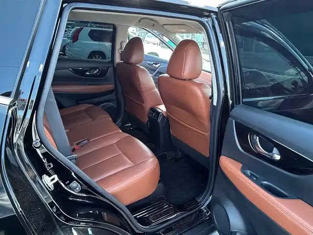 日産 エクストレイル 20Xi レザーED Vセレクション 宮城県 2020(令2)年 4.6万km ダイヤモンドブラック NissanConnectナビゲーションシステム/・CD/DVD/・Bluetooth/・フルセグTV/+パーキングアシスト+DA/＝＝＝/プロパイロット/エマージェンシーブレーキ/車線逸脱警報/車線逸脱防止支援システム/後側方車両検知警報/コーナーセンサー/インテリジェントルームミラー/アラウンドビューモニター/ビルトインETC/ドライブレコーダー/社外ツィータースピーカー/パワーバックドア/ブラウンレザーシート/シートヒーター（前席/後席左右）/パワーシート/革巻きステアリング/ステアリングスイッチ/電動パーキングブレーキ/ブレーキホールド/LEDヘッドランプ/フォグランプ/オートライト/スマートキー＆プッシュスタート/電動格納ミラー/ルーフレール/純正18インチAW/純正フロアマット/ドアバイザー/Wエアバッグ