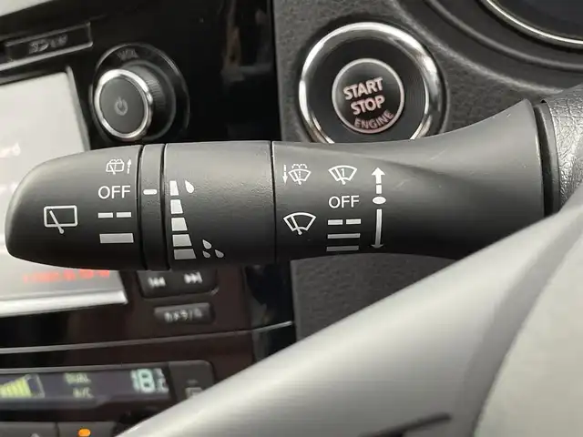 日産 エクストレイル 20Xi レザーED Vセレクション 福井県 2020(令2)年 4.6万km ダイヤモンドブラック NissanConnectナビゲーションシステム/・CD/DVD/・Bluetooth/・フルセグTV/+パーキングアシスト/プロパイロット/エマージェンシーブレーキ/車線逸脱警報/車線逸脱防止支援システム/後側方車両検知警報/コーナーセンサー/インテリジェントルームミラー/アラウンドビューモニター/ビルトインETC/ドライブレコーダー/社外ツィータースピーカー/パワーバックドア/ブラウンレザーシート/シートヒーター（前席/後席左右）/パワーシート/革巻きステアリング/ステアリングスイッチ/電動パーキングブレーキ/ブレーキホールド/LEDヘッドランプ/フォグランプ/オートライト/スマートキー＆プッシュスタート/電動格納ミラー/ルーフレール/純正18インチAW/純正フロアマット/ドアバイザー/Wエアバッグ