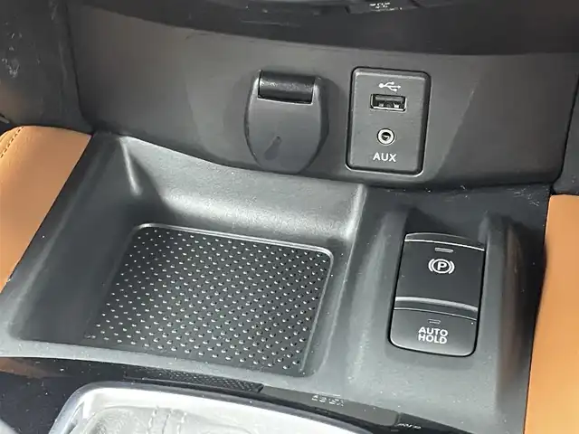 日産 エクストレイル 20Xi レザーED Vセレクション 福井県 2020(令2)年 4.6万km ダイヤモンドブラック NissanConnectナビゲーションシステム/・CD/DVD/・Bluetooth/・フルセグTV/+パーキングアシスト/プロパイロット/エマージェンシーブレーキ/車線逸脱警報/車線逸脱防止支援システム/後側方車両検知警報/コーナーセンサー/インテリジェントルームミラー/アラウンドビューモニター/ビルトインETC/ドライブレコーダー/社外ツィータースピーカー/パワーバックドア/ブラウンレザーシート/シートヒーター（前席/後席左右）/パワーシート/革巻きステアリング/ステアリングスイッチ/電動パーキングブレーキ/ブレーキホールド/LEDヘッドランプ/フォグランプ/オートライト/スマートキー＆プッシュスタート/電動格納ミラー/ルーフレール/純正18インチAW/純正フロアマット/ドアバイザー/Wエアバッグ