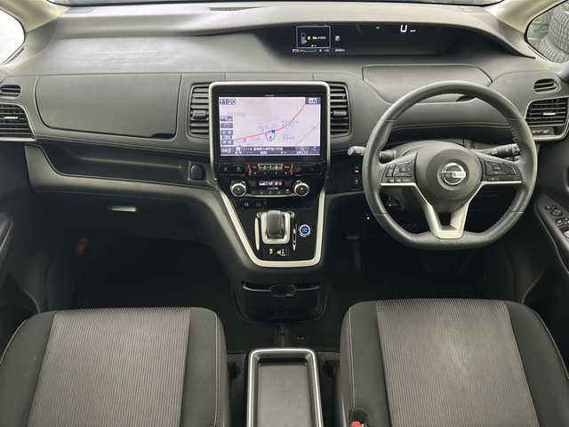 日産 セレナ e－パワー ハイウェイスター V 宮城県 2019(平31)年 5万km ブリリアントホワイトパール 2トーン ワンオーナー/禁煙車/エマージェンシーブレーキ/車線逸脱警報/クルーズコントロール/駐車支援/アラウンドビューモニター/アルパイン11型ナビ/BT.CD.DVD.SD/フルセグTV/両側パワースライドドア/ハンズフリースライドドア/前席シートヒーター/ステアリングヒーター/ステアリングスイッチ/ビルトインETC2.0/前後ドライブレコーダー/プッシュスタート/スマートキー/LEDヘッドライト/フォグランプ/社外フロアマッド/純正15インチAW/ドアバイザー/シートバックテーブル/ロールサンシェード