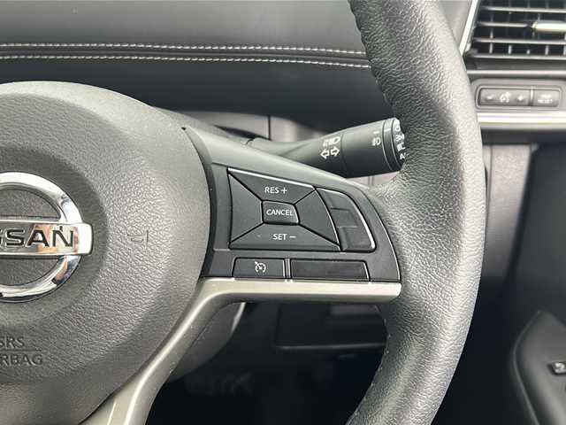 日産 セレナ e－パワー ハイウェイスター V 宮城県 2019(平31)年 5万km ブリリアントホワイトパール 2トーン ワンオーナー/禁煙車/エマージェンシーブレーキ/車線逸脱警報/クルーズコントロール/駐車支援/アラウンドビューモニター/アルパイン11型ナビ/BT.CD.DVD.SD/フルセグTV/両側パワースライドドア/ハンズフリースライドドア/前席シートヒーター/ステアリングヒーター/ステアリングスイッチ/ビルトインETC2.0/前後ドライブレコーダー/プッシュスタート/スマートキー/LEDヘッドライト/フォグランプ/社外フロアマッド/純正15インチAW/ドアバイザー/シートバックテーブル/ロールサンシェード