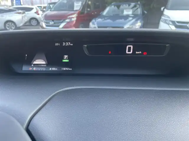 日産 セレナ ハイウェイスター 和歌山県 2016(平28)年 11.9万km ブリリアントホワイトパール 2トーン (株)IDOMが運営する【じしゃロン和歌山店】の自社ローン専用車両になります。こちらは現金またはオートローンご利用時の価格です。自社ローンご希望の方は別途その旨お申付け下さい/エマージェンシーブレーキ/プロパイロット/レーンキープアシスト/横滑り防止装置/クルーズコントロール/全方位カメラ/デジタルインナーミラー/純正ナビ/（Bluetooth/フルセグ/AM/FM)/テレビキャンセラー/フリップダウンモニター/アイドリングストップ/ステアリングスイッチ/DN席シートヒーター/純正フロアマット/両側パワースライドドア/ETC/スマートキー×２/LEDヘッドライト/電動格納ミラー/ドアバイザー/社外スタッドレスタイヤ/（195/65/R15)2mm