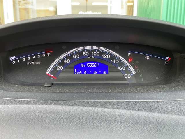 ホンダ フリード スパイク G 青森県 2011(平23)年 15.9万km プレミアムホワイトパール 4WD/純正メモリナビ・ワンセグTV/CD・DVD・USB・SD/バックカメラ/両側スライドドア/ワイパーデアイサー/電動格納ミラー/社外15インチアルミ/スペアキー/純正フロアマット/保証書・取扱書
