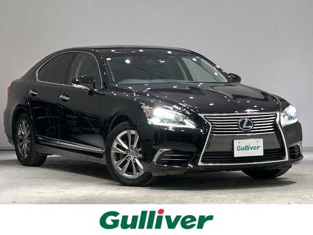 レクサス ＬＳ 600h バージョンC 宮城県 2013(平25)年 4.5万km ブラックオパールマイカ 4WD/レクサスセーフティーシステム＋/・プリクラッシュセーフティ /・レーントレーシングアシスト/・レーダークルーズコントロール/・アダプティブハイビームシステム/・セーフイグジットアシスト/・ドライバー異常時対応システム/・ブラインドスポットモニター/・レーンキープアシスト/純正ナビ/・Bluetooth/CD/AUX/USB/フルセグTV/・バックカメラ/・ETC/コーナーセンサー前後/電子パーキング/・オートホールド/革巻きウッドステアリング/・ステアリングスイッチ/・ハンドルヒーター/レザーシート/・パワーシート（運転席＋助手席）/・エアシート（運転席＋助手席）/純正LEDヘッドライト/・オートライト/・オートマチックハイビーム/プッシュスタート/・スマートキー/・スペアキー1本/純正フロアマット/純正18インチアルミホイール