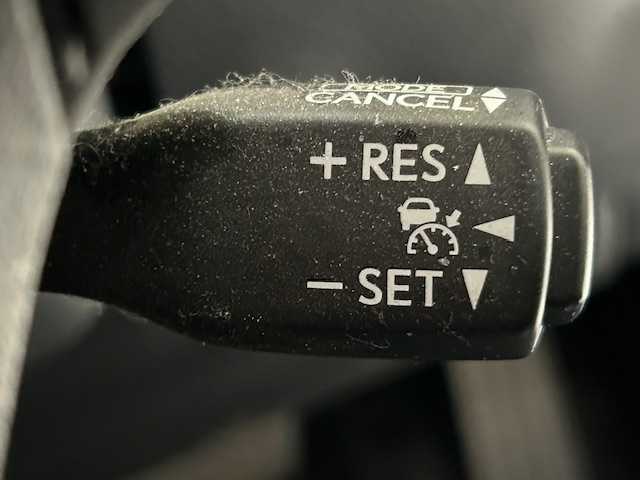 レクサス ＬＳ 600h バージョンC 宮城県 2013(平25)年 4.5万km ブラックオパールマイカ 4WD/レクサスセーフティーシステム＋/・プリクラッシュセーフティ /・レーントレーシングアシスト/・レーダークルーズコントロール/・アダプティブハイビームシステム/・セーフイグジットアシスト/・ドライバー異常時対応システム/・ブラインドスポットモニター/・レーンキープアシスト/純正ナビ/・Bluetooth/CD/AUX/USB/フルセグTV/・バックカメラ/・ETC/コーナーセンサー前後/電子パーキング/・オートホールド/革巻きウッドステアリング/・ステアリングスイッチ/・ハンドルヒーター/レザーシート/・パワーシート（運転席＋助手席）/・エアシート（運転席＋助手席）/純正LEDヘッドライト/・オートライト/・オートマチックハイビーム/プッシュスタート/・スマートキー/・スペアキー1本/純正フロアマット/純正18インチアルミホイール