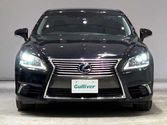 レクサス ＬＳ 600h バージョンC 宮城県 2013(平25)年 4.5万km ブラックオパールマイカ 4WD/レクサスセーフティーシステム＋/・プリクラッシュセーフティ /・レーントレーシングアシスト/・レーダークルーズコントロール/・アダプティブハイビームシステム/・セーフイグジットアシスト/・ドライバー異常時対応システム/・ブラインドスポットモニター/・レーンキープアシスト/純正ナビ/・Bluetooth/CD/AUX/USB/フルセグTV/・バックカメラ/・ETC/コーナーセンサー前後/電子パーキング/・オートホールド/革巻きウッドステアリング/・ステアリングスイッチ/・ハンドルヒーター/レザーシート/・パワーシート（運転席＋助手席）/・エアシート（運転席＋助手席）/純正LEDヘッドライト/・オートライト/・オートマチックハイビーム/プッシュスタート/・スマートキー/・スペアキー1本/純正フロアマット/純正18インチアルミホイール