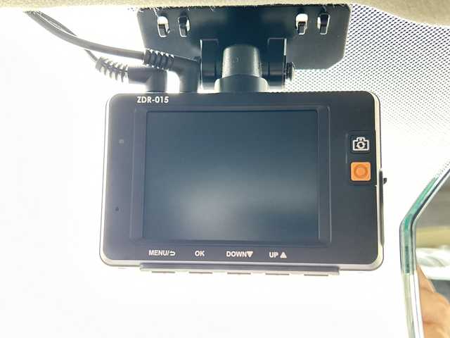 日産 デュアリス 20G 千葉県 2011(平23)年 12.4万km グレイッシュブロンズ 純正7インチHDDナビゲーション/【Blueooth・フルセグTV・HDD・DVD・CD】/バックカメラ/キセノンヘッドライト/・オートライト/スマートキー/前後ドライブレコーダー/ビルトインETC/MTモード付AT/ステアリングリモコン/スカイルーフ/純正フロアマット/保証書/取扱説明書