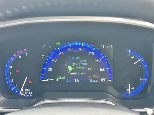 トヨタ カローラ クロス ハイブリッド Z 鳥取県 2023(令5)年 2.9万km プラチナホワイトパールマイカ ワンオーナー/パノラマルーフ/ＨＤＤナビ/３６０°カメラ/フルセグＴＶ　Ｂｌｕｅｔｏｏｔｈ　ＤＶＤ　ＣＤ/ＡＣＣ/ブラインドスポット/レーンアシスト/衝突被害軽減ブレーキ/オートホールド/Ｑｉ充電/ビルトインＥＴＣ２．０/前後ドライブレコーダー/運転席パワーシート/ハーフレザー/前席シートヒーター/ステアリングヒーター/LEDライト/フォグランプ/オートライト/オートハイビーム/スマートキー/スペアキー/新車保証書/取扱説明書