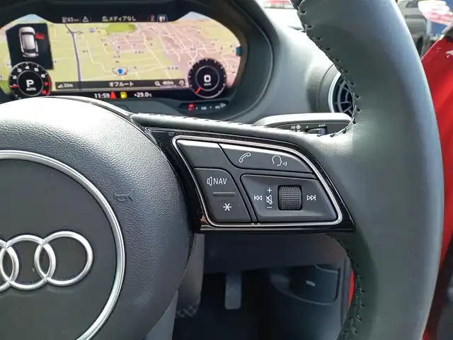 アウディ Ｑ２ 30TFSIスポーツ 福井県 2020(令2)年 2.4万km 赤 衝突被害軽減システム/純正ナビ/・（ワンセグTV/CD/DVD/Bluetooth）/バックカメラ/横滑り防止装置/レーンキープアシスト/追従機能付きクルーズコントロール/オートブレーキホールド/前後コーナーセンサー/前席シートヒーター/ETC2.0/前後ドライブレコーダー/純正17インチAW/純正フロアマット/オートLEDライト/スマートキー