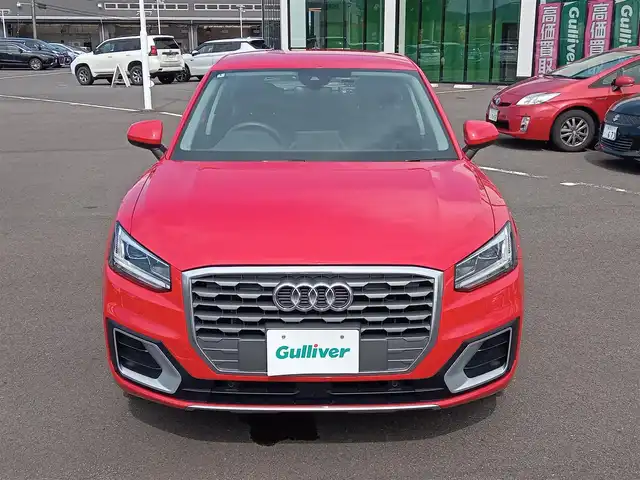 アウディ Ｑ２ 30TFSIスポーツ 福井県 2020(令2)年 2.4万km 赤 衝突被害軽減システム/純正ナビ/・（ワンセグTV/CD/DVD/Bluetooth）/バックカメラ/横滑り防止装置/レーンキープアシスト/追従機能付きクルーズコントロール/オートブレーキホールド/前後コーナーセンサー/前席シートヒーター/ETC2.0/前後ドライブレコーダー/純正17インチAW/純正フロアマット/オートLEDライト/スマートキー