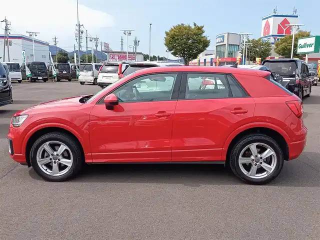 アウディ Ｑ２ 30TFSIスポーツ 福井県 2020(令2)年 2.4万km 赤 衝突被害軽減システム/純正ナビ/・（ワンセグTV/CD/DVD/Bluetooth）/バックカメラ/横滑り防止装置/レーンキープアシスト/追従機能付きクルーズコントロール/オートブレーキホールド/前後コーナーセンサー/前席シートヒーター/ETC2.0/前後ドライブレコーダー/純正17インチAW/純正フロアマット/オートLEDライト/スマートキー