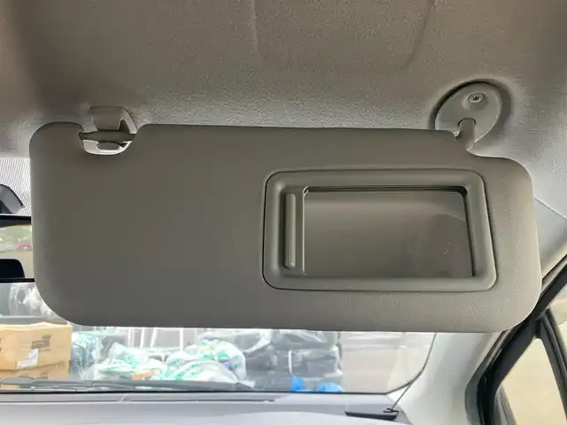 トヨタ ヴィッツ F LEDエディション 道南・函館 2016(平28)年 7.9万km ブラックマイカ /社外ディスプレイオーディオ//夏冬タイヤ//エンジンスターター//ワイパーデアイサー//LEDヘッドライト//オートライト//保証書//取扱説明書